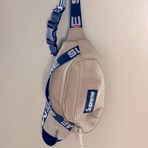 SS 18 Supreme waist bag